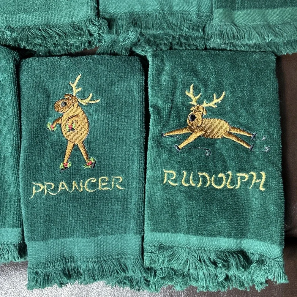 1978 Vintage Rudolph the Reindeer & Friends Embroidered  Christmas 7 Hand Towels